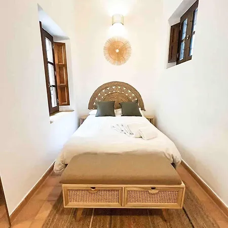 Castillejos Apartment